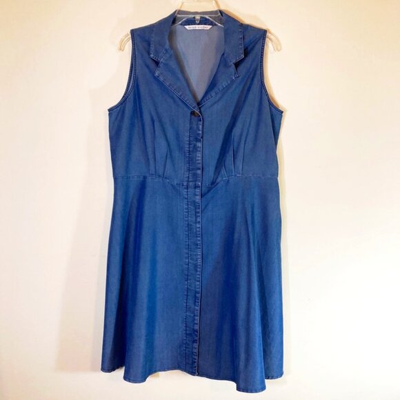 Peter Nygard Dresses & Skirts - Peter Nygard Dress Button Up Front Covered Placket Shirt Dress SZ L